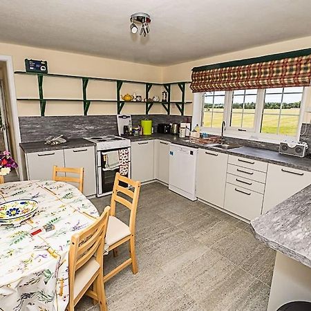 West Lodge 3 Bedrooms, Near Golf Course And River Turriff Esterno foto